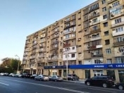 Satılır 2 otaqlı 87 m2 köhnə tikili Elmlər Akademiyası m.