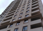 Satılır 2 otaqlı 70 m2 yeni tikili Gənclik m.