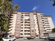 Satılır 3 otaqlı 133 m2 yeni tikili Bakı Dövlət Universiteti