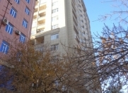 İcarəyə verilir 4 otaqlı 180 m2 yeni tikili Yasamal r.