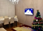 Satılır 2 otaqlı 65 m2 köhnə tikili İnşaatçılar m.