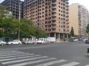 Satılır 2 otaqlı 90 m2 yeni tikili ATV telekanalı