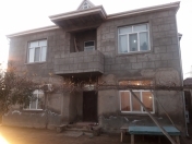 Satılır 5 otaqlı 600 m2 bağ evi Savalan