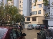 Satılır 3 otaqlı 80 m2 köhnə tikili Nəsimi m.