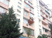 Satılır 3 otaqlı 80 m2 köhnə tikili Memar Əcəmi m.