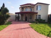 Satılır 4 otaqlı 220 m2 bağ evi Mərdəkan