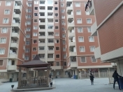 Satılır 4 otaqlı 98 m2 yeni tikili 4 mkr