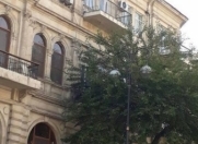 Satılır 2 otaqlı 65 m2 köhnə tikili 28 May m.