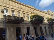 Satılır 2 otaqlı 30 m2 köhnə tikili Sahil m.