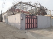 Satılır 4 otaqlı 250 m2 həyət evi Biləcəri