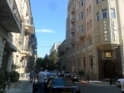 Satılır 4 otaqlı 130 m2 obyekt Sahil m.