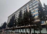 Satılır 3 otaqlı 90 m2 köhnə tikili Azadlıq prospekti m.