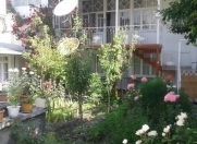 İcarəyə verilir 3 otaqlı 100 m2 həyət evi Şəki