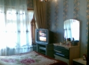 Satılır 4 otaqlı 100 m2 köhnə tikili Xəzər Universiteti