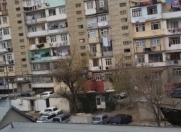 Satılır 3 otaqlı 90 m2 köhnə tikili Yasamal bazarı