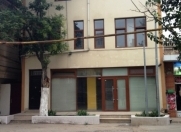İcarəyə verilir 8 otaqlı 210 m2 obyekt Gənclik m.