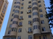 Satılır 4 otaqlı 168 m2 yeni tikili Neftçi bazası