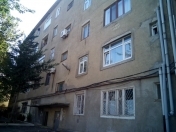 Satılır 3 otaqlı 70 m2 köhnə tikili Y.Suraxanı