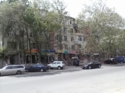 Satılır 2 otaqlı 55 m2 köhnə tikili 1 mkr