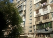 Satılır 3 otaqlı 1 m2 köhnə tikili Gəncə