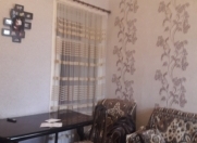 Satılır 4 otaqlı 60 m2 köhnə tikili Şüvəlan