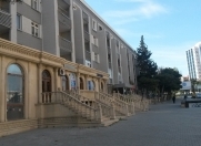 Satılır 1 otaqlı 30 m2 köhnə tikili Yasamal r.