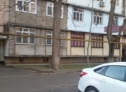 Satılır 2 otaqlı 64 m2 köhnə tikili Neftçilər m.