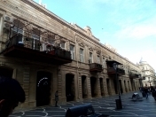 İcarəyə verilir 2 otaqlı 60 m2 köhnə tikili Sahil m.