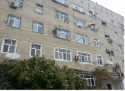 Satılır 4 otaqlı 120 m2 köhnə tikili Lökbatan