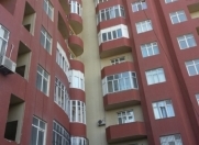 Satılır 2 otaqlı 65 m2 köhnə tikili Elit ticarət mərkəzi