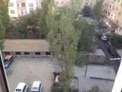 Satılır 4 otaqlı 90 m2 köhnə tikili Badamdar