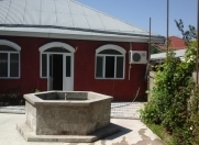 İcarəyə verilir 6 otaqlı 200 m2 həyət evi Şəki