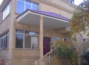 İcarəyə verilir 3 otaqlı 160 m2 həyət evi Badamdar