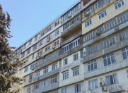 Satılır 1 otaqlı 40 m2 köhnə tikili İnşaatçılar m.