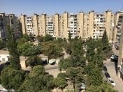 Satılır 3 otaqlı 70 m2 köhnə tikili Xalqlar Dostluğu m.