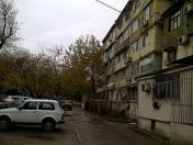 Satılır 1 otaqlı 35 m2 köhnə tikili Qara Qarayev m.