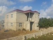 Satılır 4 otaqlı 220 m2 həyət evi Ramana