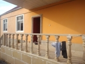 Satılır 4 otaqlı 320 m2 həyət evi Saray