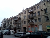 İcarəyə verilir 2 otaqlı 60 m2 köhnə tikili Sahil m.