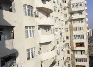 Satılır 5 otaqlı 570 m2 obyekt İnşaatçılar m.