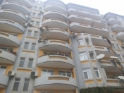 Satılır 3 otaqlı 135 m2 yeni tikili Azadlıq prospekti m.