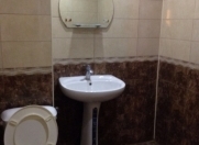 İcarəyə verilir 1 otaqlı 33 m2 köhnə tikili Sərhədçi İdman kompleksi