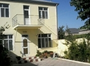 Satılır 5 otaqlı 200 m2 həyət evi Binə