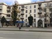 Satılır 3 otaqlı 82 m2 köhnə tikili Nəsimi bazarı