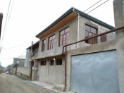 Satılır 5 otaqlı 208 m2 həyət evi Badamdar