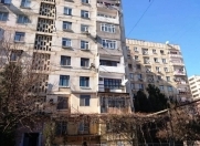 Satılır 3 otaqlı 75 m2 köhnə tikili Avropa otel
