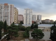 Satılır 5 otaqlı 112 m2 köhnə tikili Həzi Aslanov m.