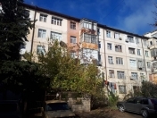 Satılır 2 otaqlı 36 m2 köhnə tikili 5 mkr