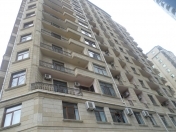 Satılır 1 otaqlı 390 m2 obyekt Nəsimi r.