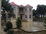 Satılır 6 otaqlı 350 m2 villa Buzovna